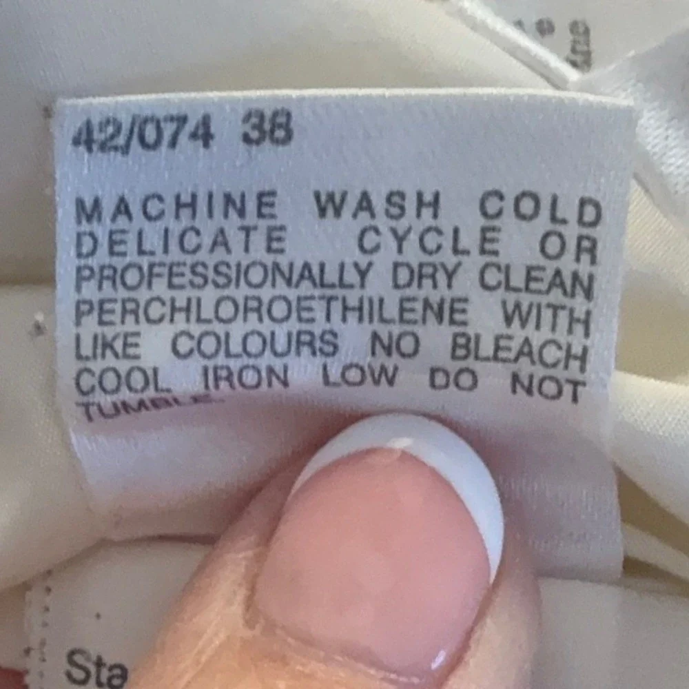 Weekend MaxMara Down Filled Long Length Belted Fur Trim Hood Women's Size 4 - Picture 7 of 14